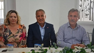 Gelecek partisi Genel Başkan Yardımcısı Selçuk Özdağ yarin Akhisar'da!