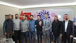 Memleket Partisi Akhisar İlçe Teşkilatı 1. Olağan Genel Kurulu yapıldı.