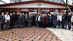 Ak Parti Basın Mensuplarıyla Bir araya geldi 