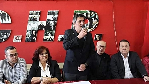 Akhisar CHP ilçe teşkilatı Uğur Mumcu'yu andı
