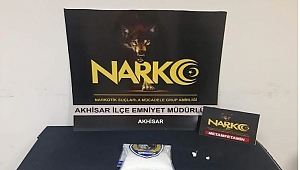 Akhisar'da durdurulan araçta uyuşturucu yakalandı 4 şahıs tutuklandı
