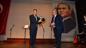 AKHİSAR HALK EĞİTİMİ MERKEZİ MÜDÜRLÜĞÜNDEN MÜZİK ŞÖLENİ