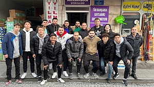 Akhisargücü futbol'da toplu imza töreni
