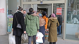 Akhisar Belediyesi deprem yardımlarını toplamaya devam ediyor