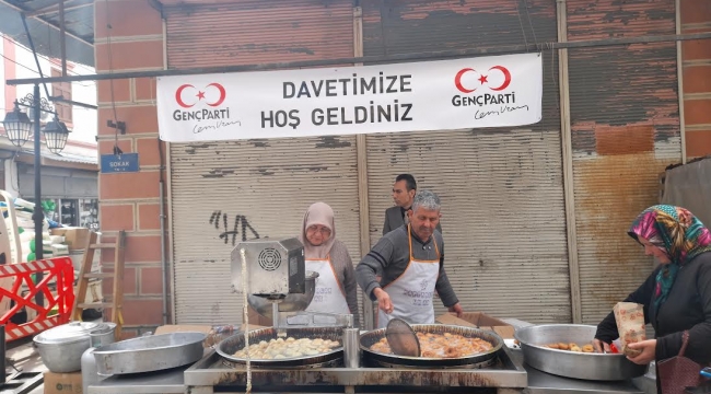Akhisar Genç Parti İlçe Teşkilatı törenle Açıldı 