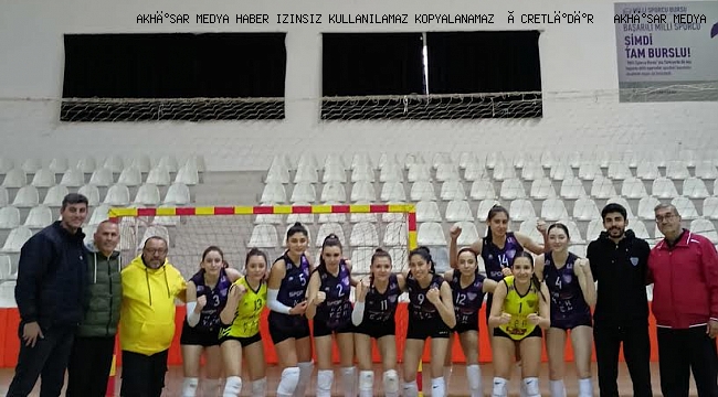Akhisargücü İzmir deplasmanında Rota koleji Kadın Voleybol takımını 0-3 mağlup etti 