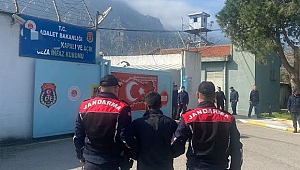 Aranan 8 kişi Jandarmadan kaçamadı