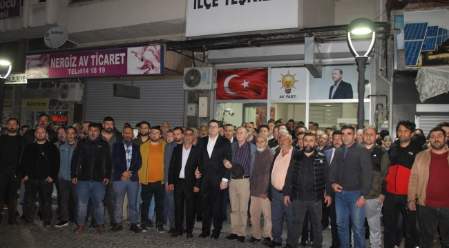 Başkan İsmail Ahmet Sözcüer Akhisar Ak Parti Yeni yönetimini tanıttı