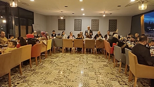 AKHİSAR MÜFTÜLÜĞÜ İFTARDA YETİM VE ÖKSÜZ ÇOCUKLARI AĞIRLADI