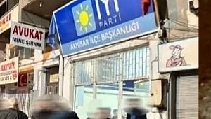 İYİ Parti İlçe Binası Önünde Silah Sesleri Yükseldi !
