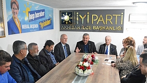 Tetiker, Soma ve Akhisar’da Alkışlarla Karşılandı !
