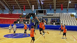 Akhisarlı Voleybolcular Türkiye Finallerinde