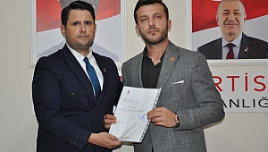 Zafer Partisi Manisa İl Başkanlığı tüm İlçelerde teşkilatlanma  çalışmalarını tüm hızıyla sürdürüyor.