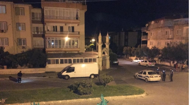Akhisar’da çocuğa çarpan otomobil kaçtı