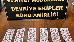Akhisar'da polisin durduğu araçta uyuşturucu maddeler ele geçirildi