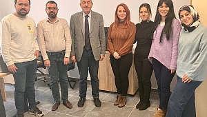 Özel Medigün Akhisar Hastanesi Fizik Tedavi Uzmanı Bahadır ELİTEZ ve fizyoterapistleri Akhisar Huzur evinden sonra Gördes Huzur Evine de ziyaret gerçekleştirdi.