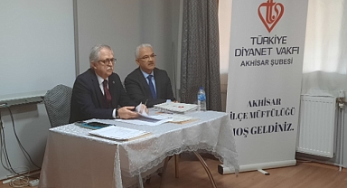 AKHİSAR'DA ETKİLİ HUTBE SUNUMU