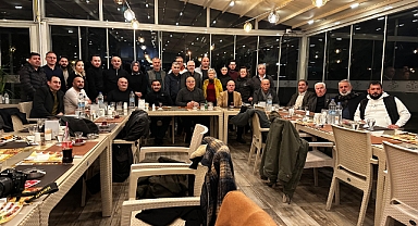 Akhisar'da Gazeteciler Gününe Özel Büyük Buluşma: Yerel Basın ve Pazarcılar Bir Arada