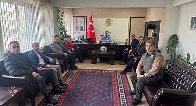 Türkiye Kamusen Akhisar ilçe Başkanlığı olarak Akhisar kaymakamı  Murat KÜTÜK ‘ü ziyaret etti. 