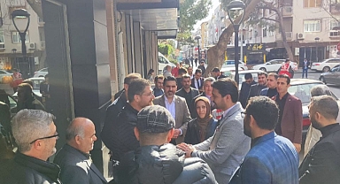 Akhisar esnafı çare Hızır ŞENOL diyor