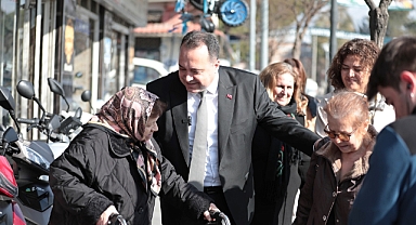 AKHİSAR HALKI DUTLULU'DAN MEMNUN!