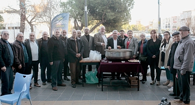Akhisar İYİ Parti'den 6 Şubat Depreminin Yıldönümünde Helva Hayrı