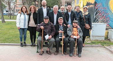 İYİ Partili Hüseyin Ali Doğan, Reşatbey Mahallesinde esnaf ve vatandaşla buluştu