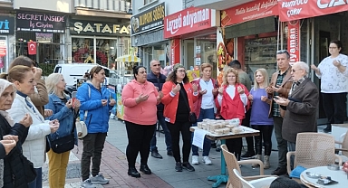 Şehitlerimiz ve Depremzedeler Unutulmadı