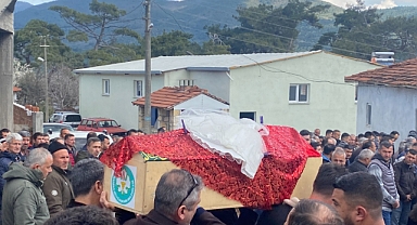 Akhisarlı SMA'lı Ebrar bebek son yolculuğuna uğurlandı