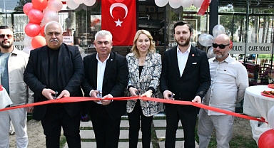 Cafe Yolcu Akhisarlıların Hizmetine girdi