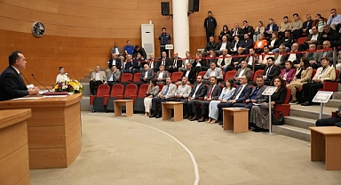 Akhisar’da yeni dönemin ilk meclis toplantısı yapıldı