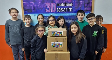 Akhisar Kendin Yap Atölyesi, Havelsan ile İş Birliği Yaparak Deprem Bölgesindeki Çocuklara Bayram Hediyesi Gönderiyor