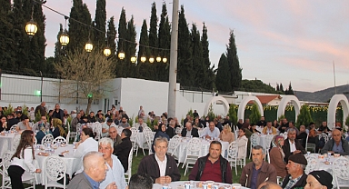 Akhisar Şoförler ve Otomobilciler Odasından geleneksel iftar programı
