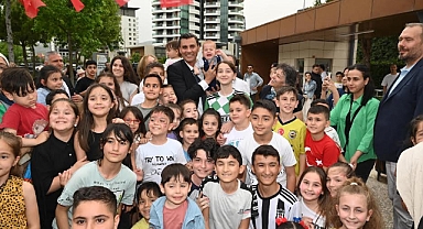 Başkan Zeyrek Miniklerin Bayram Coşkusuna Ortak Oldu