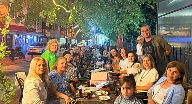 Can Dost Doğaseverler Grubu üyelerinden Başkan Yaman'a sürpriz doğum günü kutlaması