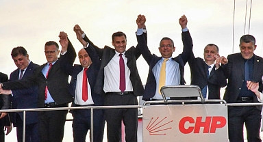 CHP GENEL BAŞKANI ÖZGÜR ÖZEL MANİSA’DA