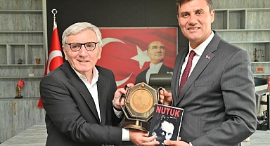 Belediye-İş Sendikası’ndan Başkan Zeyrek’e Tebrik Ziyareti