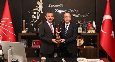 Güral, ve Karaca CHP Genel Başkanı Özel’i ziyaret etti
