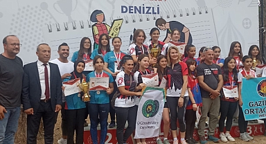 MANİSALI SPORCULAR ORYANTİRİNG TÜRKİYE ŞAMPİYONASINDA BÜYÜK BAŞARI ELDE ETTİ