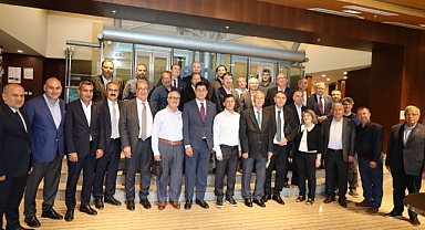 Türk zeytinyağı sektörü dökme ve varilli zeytinyağı ihracat yasağının hemen kaldırılmasını istiyor