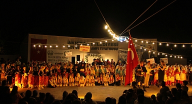 400 KİŞİLİ DEV DANSÇI GRUBU