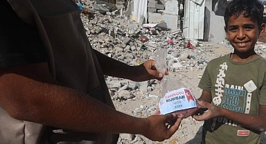 Cansuyu, Gazze içerisinde kurban kesen ve dağıtan tek yardım derneği oldu