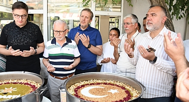 Akhisar AK Parti’den aşure etkinliği