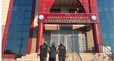 Akhisar'da FETÖ Terör Örgütü firarisi yakalandı