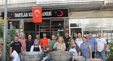 Ragıpbey Mahallesi 16 sokak esnafından Aşure Hayrı
