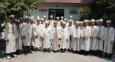 ZEYTİNLİOVA’DA HAFIZLAR İCAZET ALDI