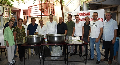 Akhisar Balıkesirliler Derneği'nden Aşure Hayrı
