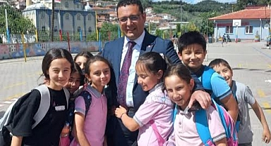 Akhisar İlçe Milli Eğitim Müdürü Süleyman ERDEM'den Teşekkür ve Veda Mesajı