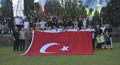 Akhisarspor Efsaneleri Sahada!