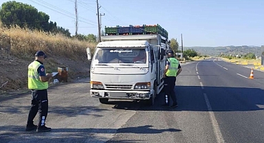 Büyükşehir Ekipleri kayıt dışıyla mücadelesini sürdürüyor